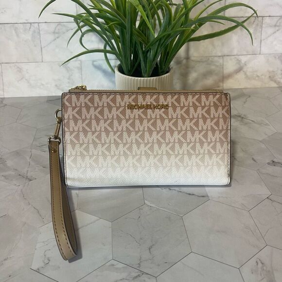 Michael Kors Ombré Double Zip Wallet Wristlet Camel - Picture 1 of 11